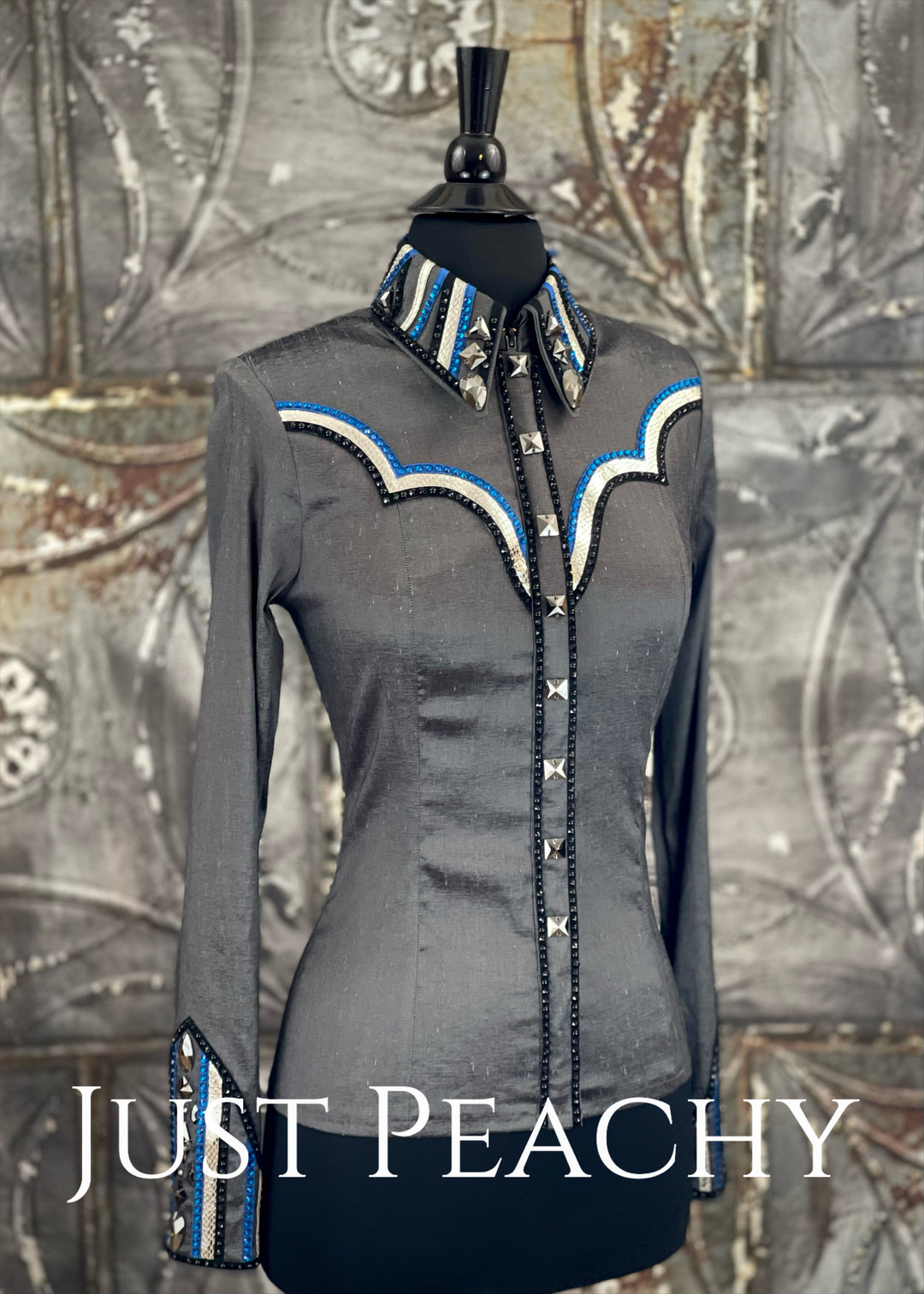 Ultimate Show Apparel ~ Diane Olsen {Small}